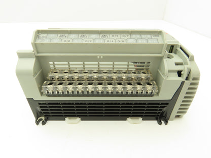 Allen Bradley 1764-24AWA MicroLogix 1500 Base Unit 24 Point Series B Rev A