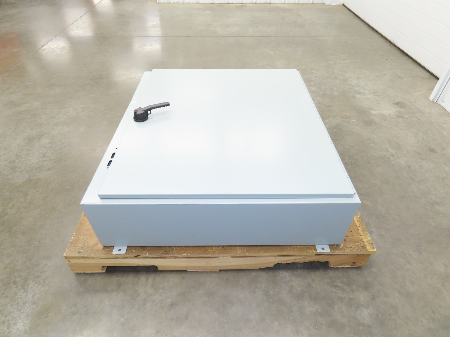 Hoffman A42SA3810 Electrical Enclosure Control Panel JIC 42x38x10" Disconnect