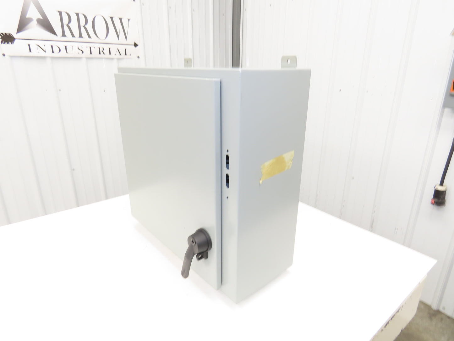 Hoffman A24SA2610 Electrical Enclosure Control Panel JIC 24x26x10" Disconnect