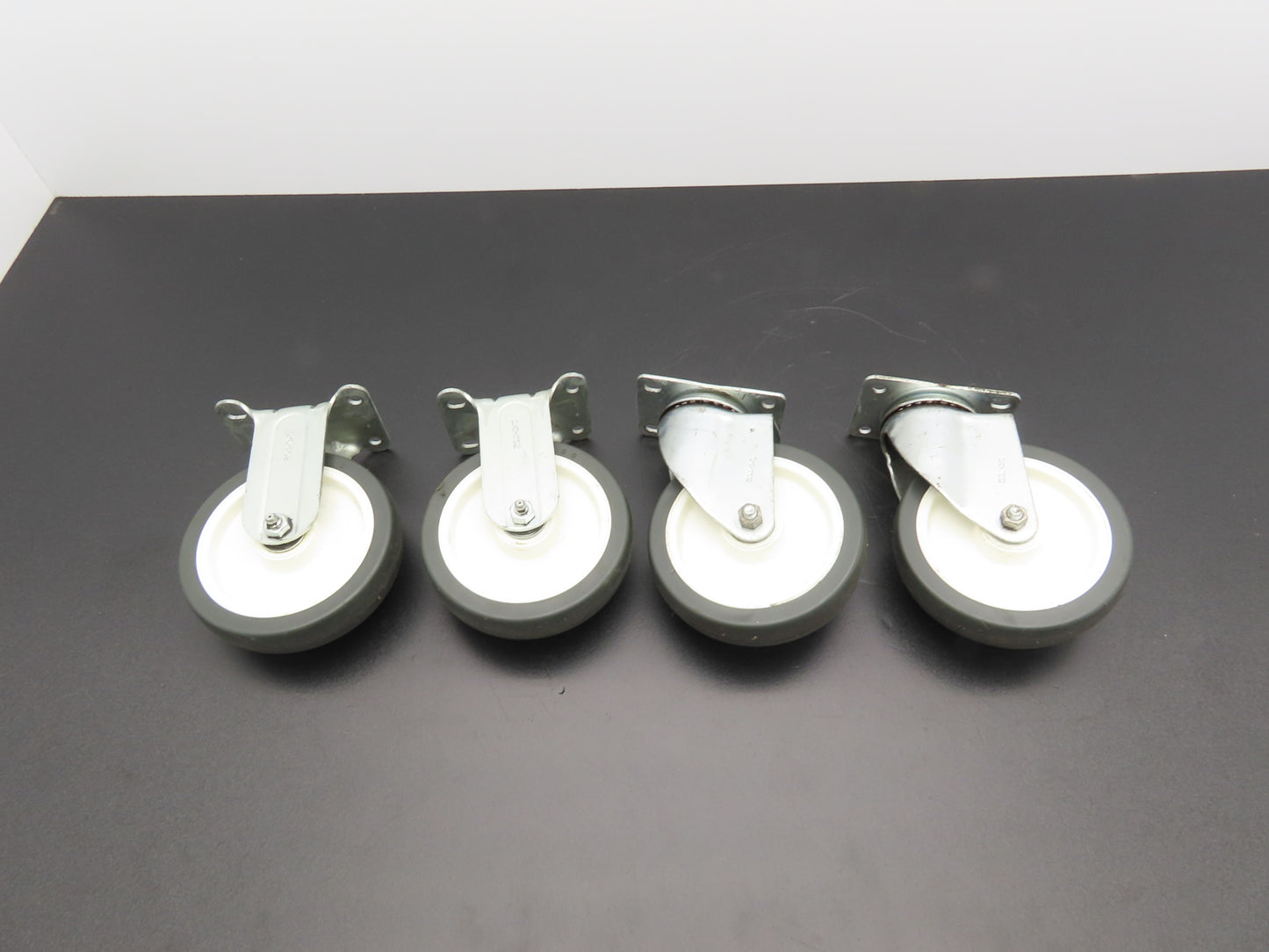 Payson 050/5 5" Swivel & 051-5 Fixed Caster Wheels Lot of 4