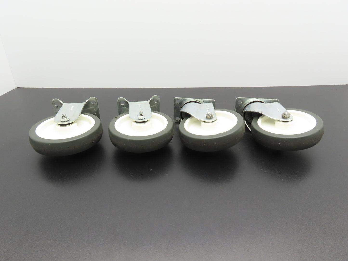 Payson 050/5 5" Swivel & 051-5 Fixed Caster Wheels Lot of 4