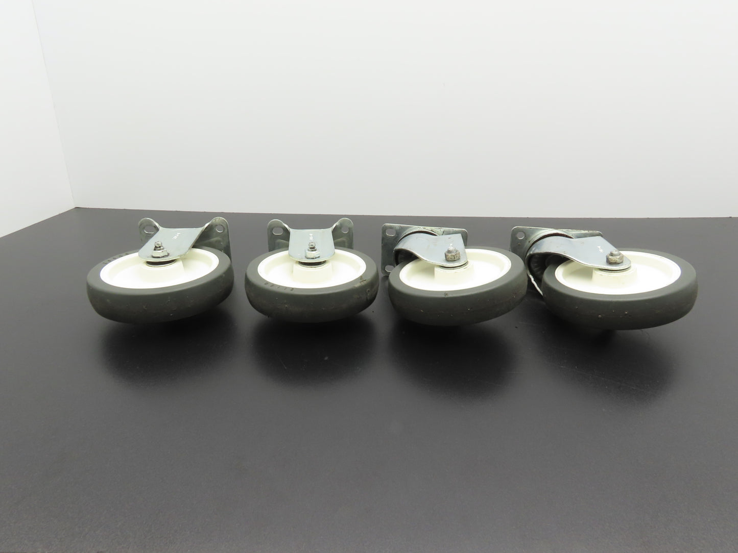 Payson 050/5 5" Swivel & 051-5 Fixed Caster Wheels Lot of 4