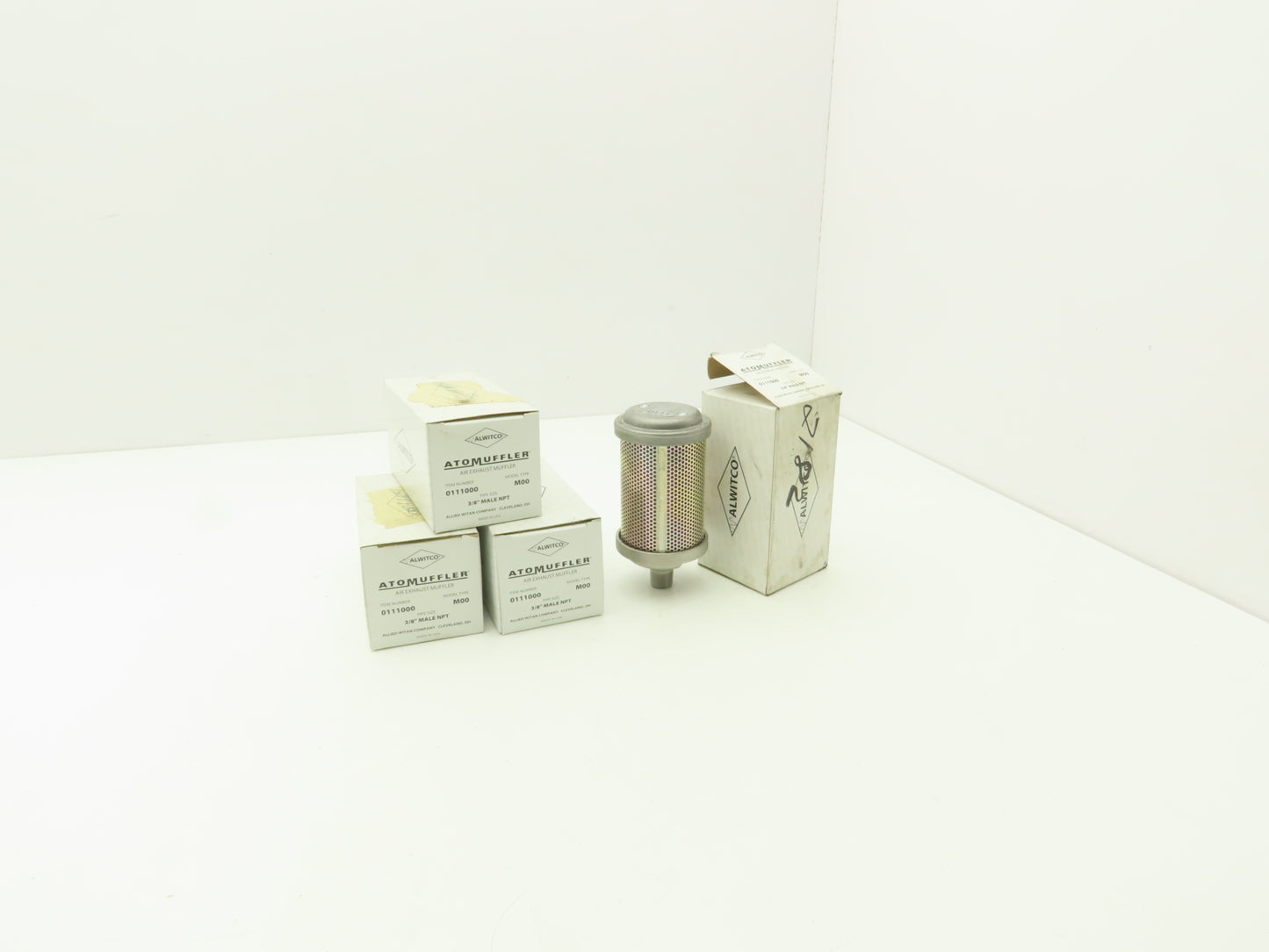 Allied Witan M00 Alwitco AtoMuffler 3/8" NPT 125PSI Max Pressure Lot of 4