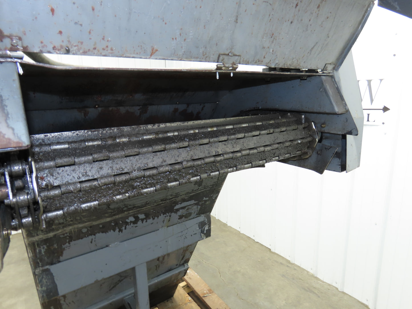 Enomoto 37"W x 8' 4" Chip Conveyor 26"Belt 46" Discharge 220V *READ*