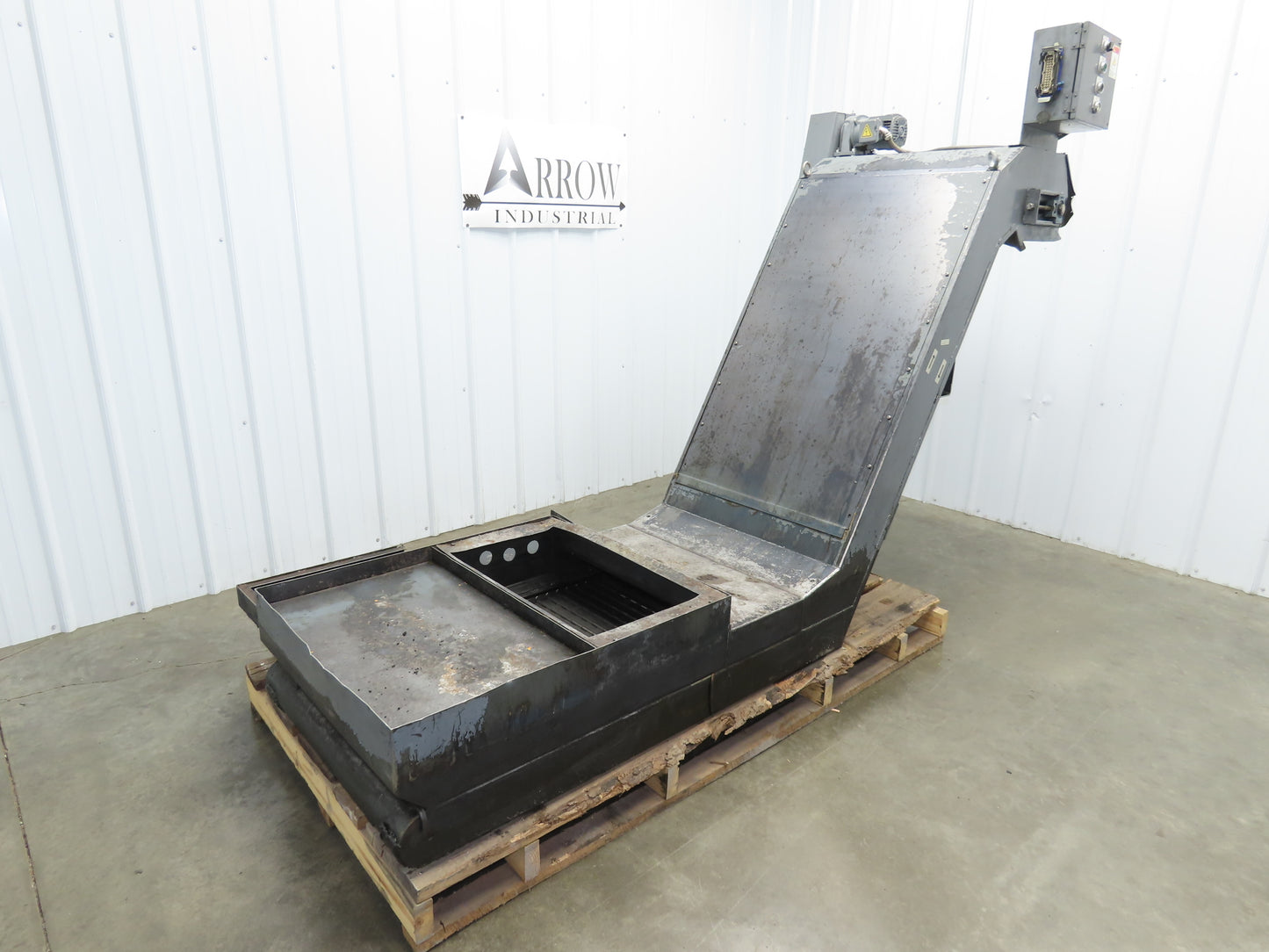 Enomoto 37"W x 8' 4" Chip Conveyor 26"Belt 46" Discharge 220V *READ*