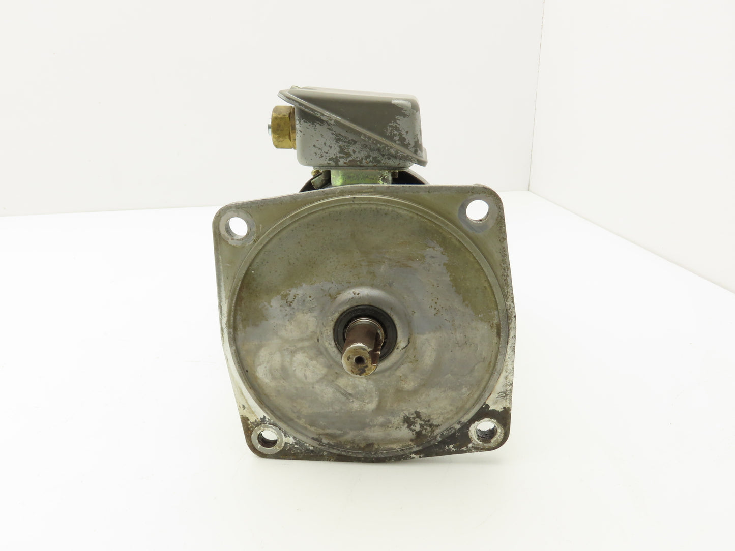 Nissei GTR AC Motor Gearmotor 25:1 Ratio 0.2kW 69 RPM 220V 3PH IK-ZUR
