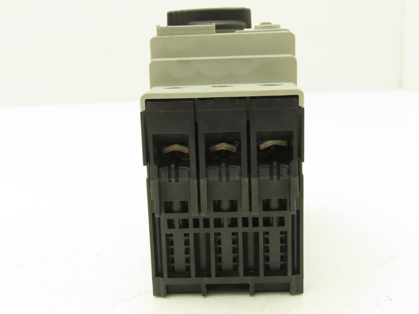 Allen Bradley 140U-D6D3-C30 Manual Motor Starter Circuit Breaker 30A Ser B