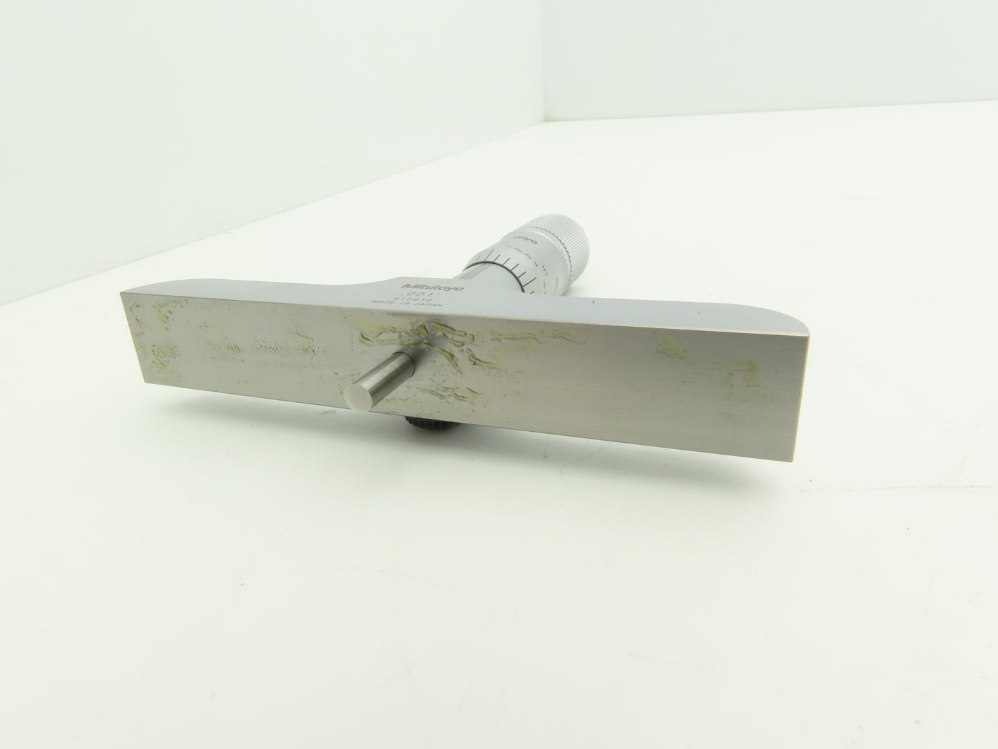 Mitutoyo 128-106 Depth Gage Micrometer 0-1" Range .001"Grad 4" Base