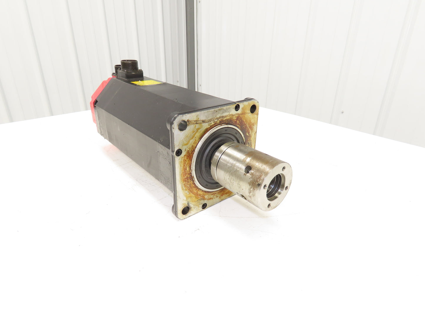 Fanuc A06B-0152-B075 AC Servo Motor 4.5Kw 194V 2000RPM Encoder A860-0360-V501