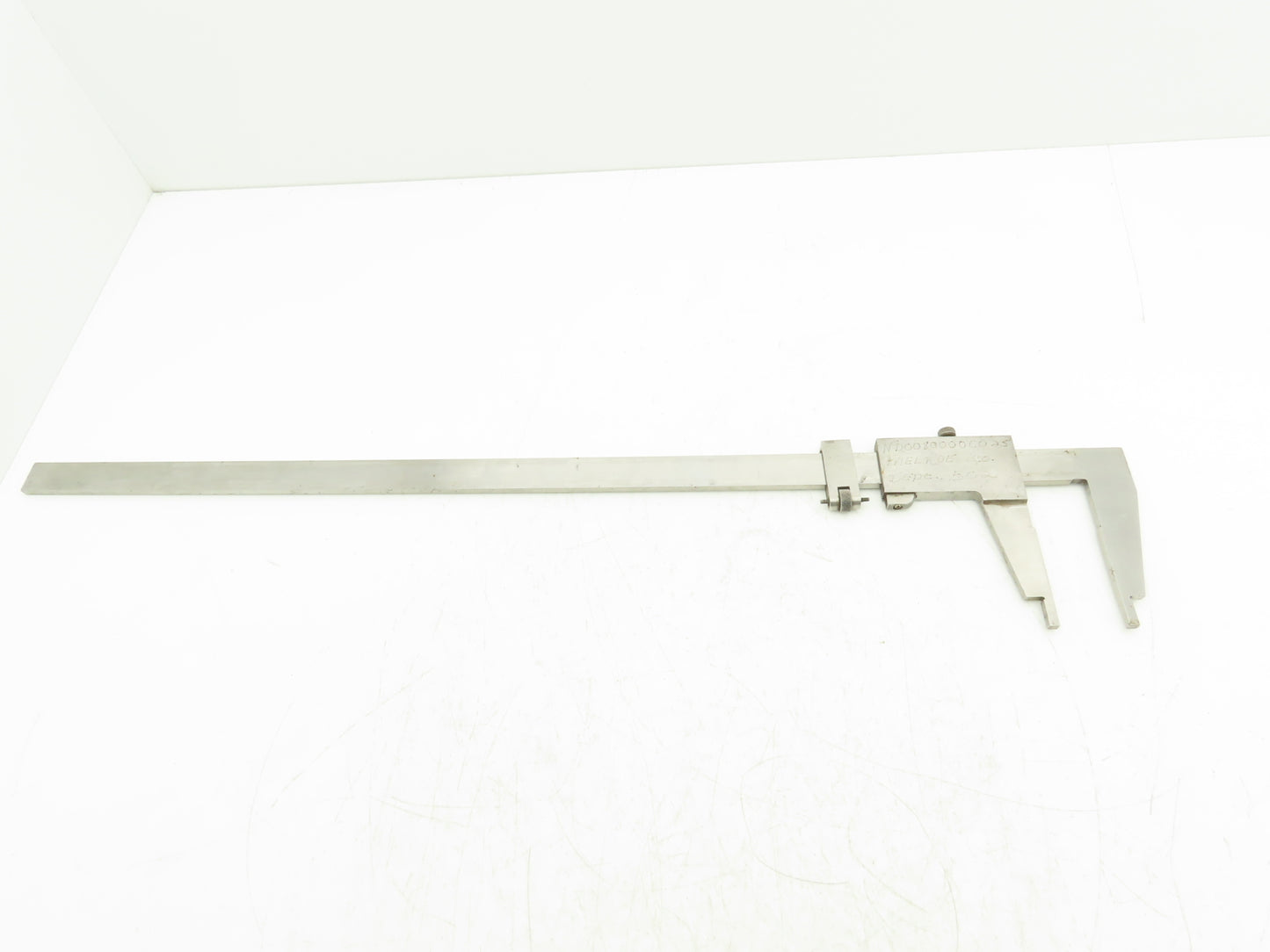 Mitutoyo Vernier Caliper 0-24" Range 600mm .001" Nib Jaws No Case