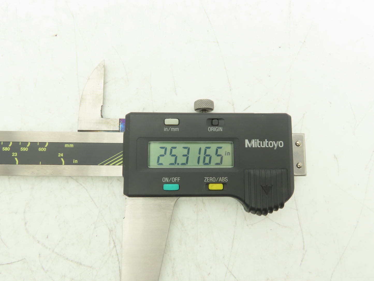 Mitutoyo 500-506-10 Absolute Digimatic Digital Caliper 0-24" 600mm .0005" w/Case