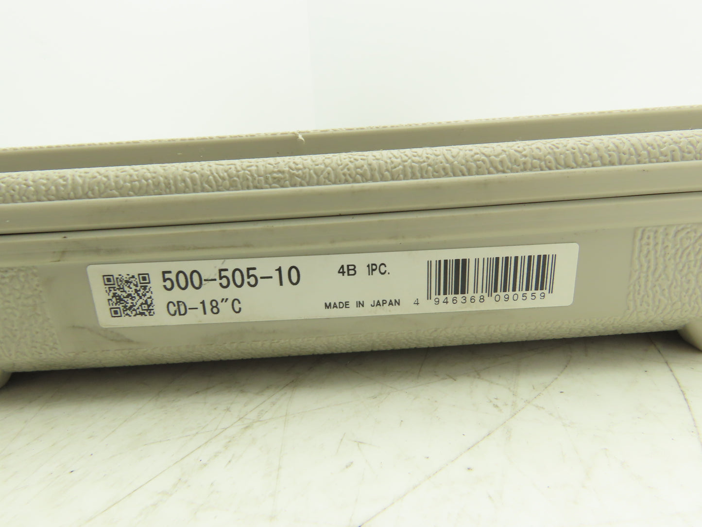 Mitutoyo 500-506-10 Absolute Digital Caliper 0-24" 600mm  -CASE ONLY-