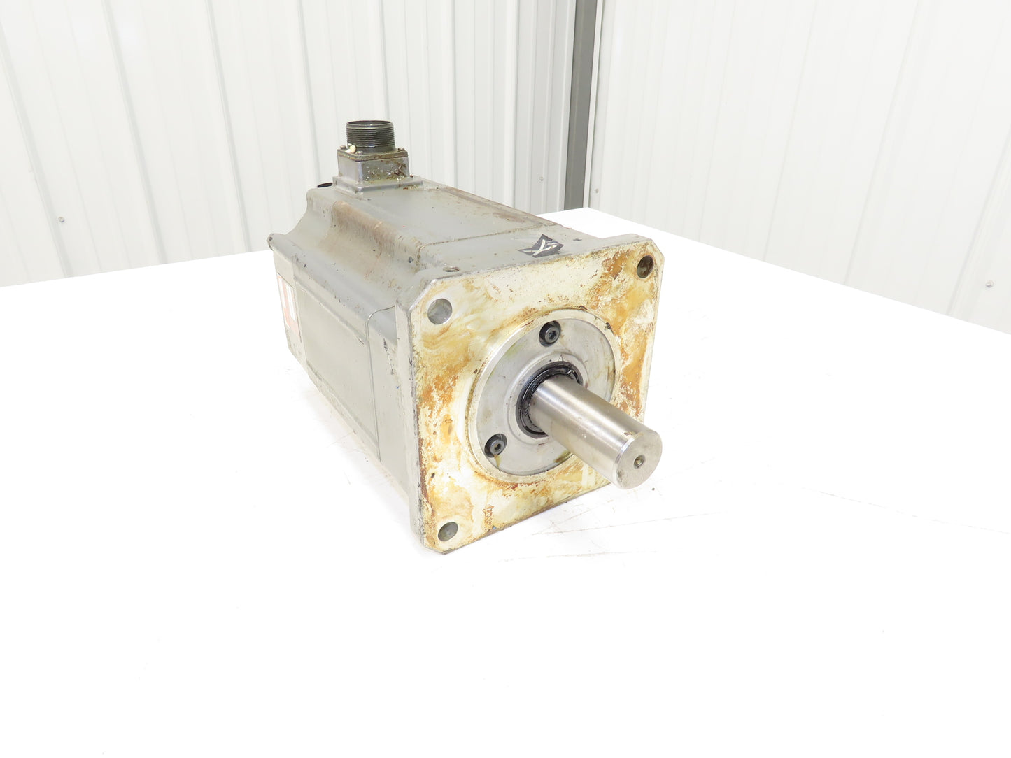 Mitsubishi HA203CS AC Servo Motor 3PH W/Encoder OSE5KN-6-12-108
