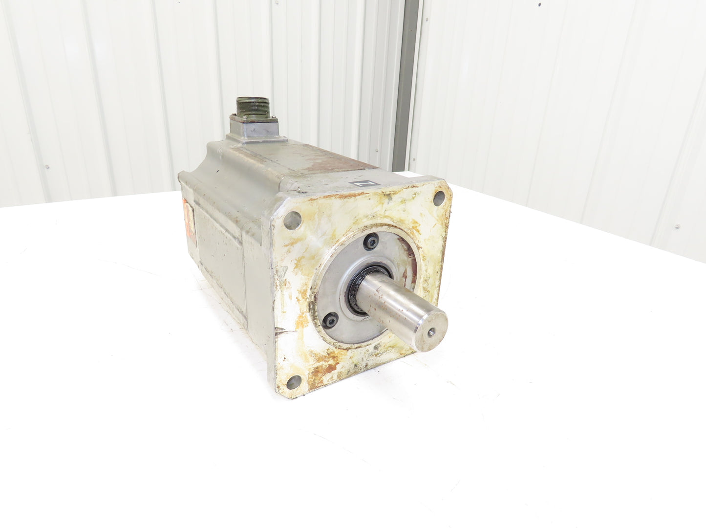 Mitsubishi HA203CS AC Servo Motor 3PH W/Encoder OSE5KN-6-12-108