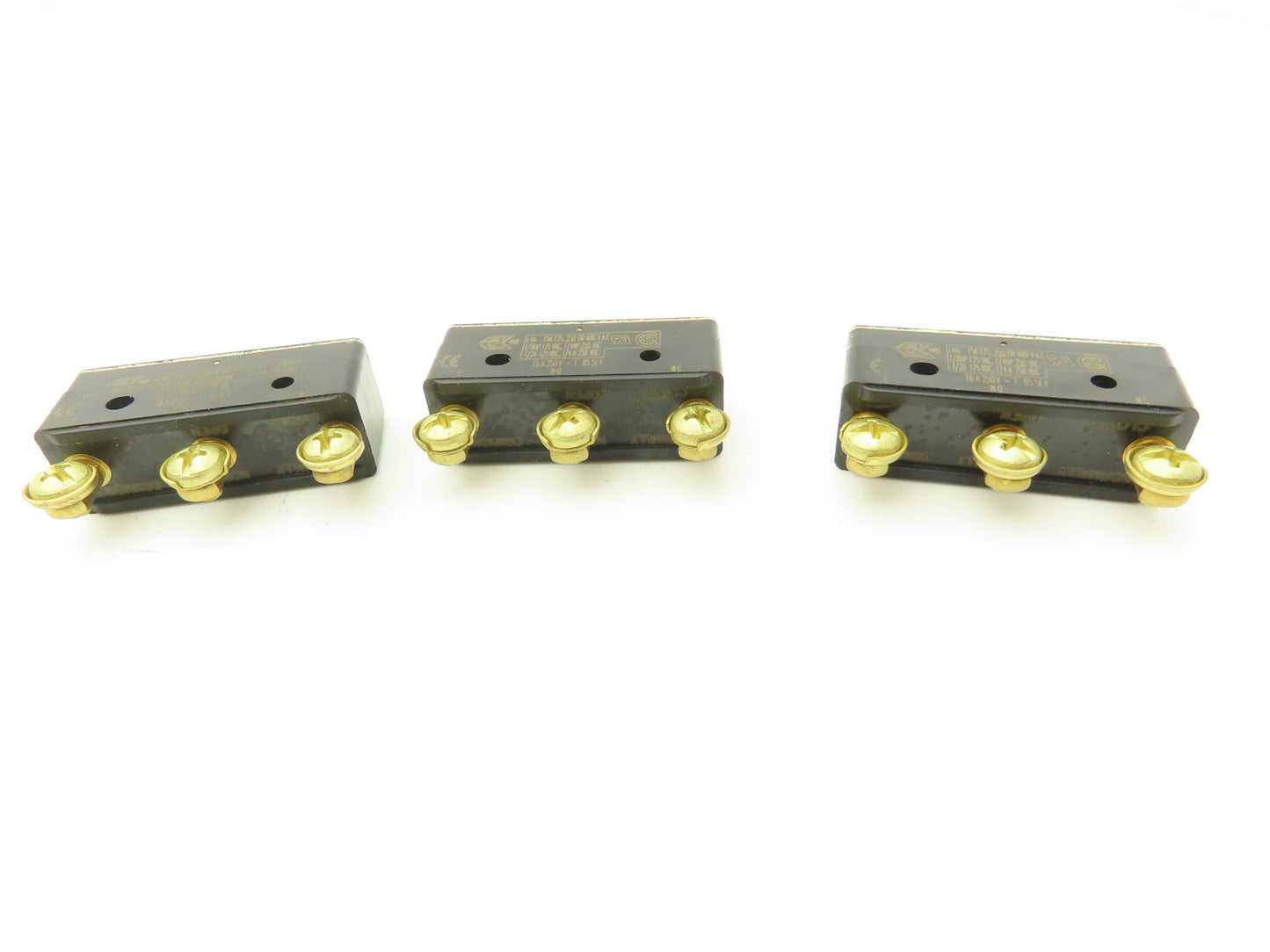 Honeywell BZ-2R5551-P4 Micro Switch Pin Plunger 15A 125/250/480VAC Lot of 3