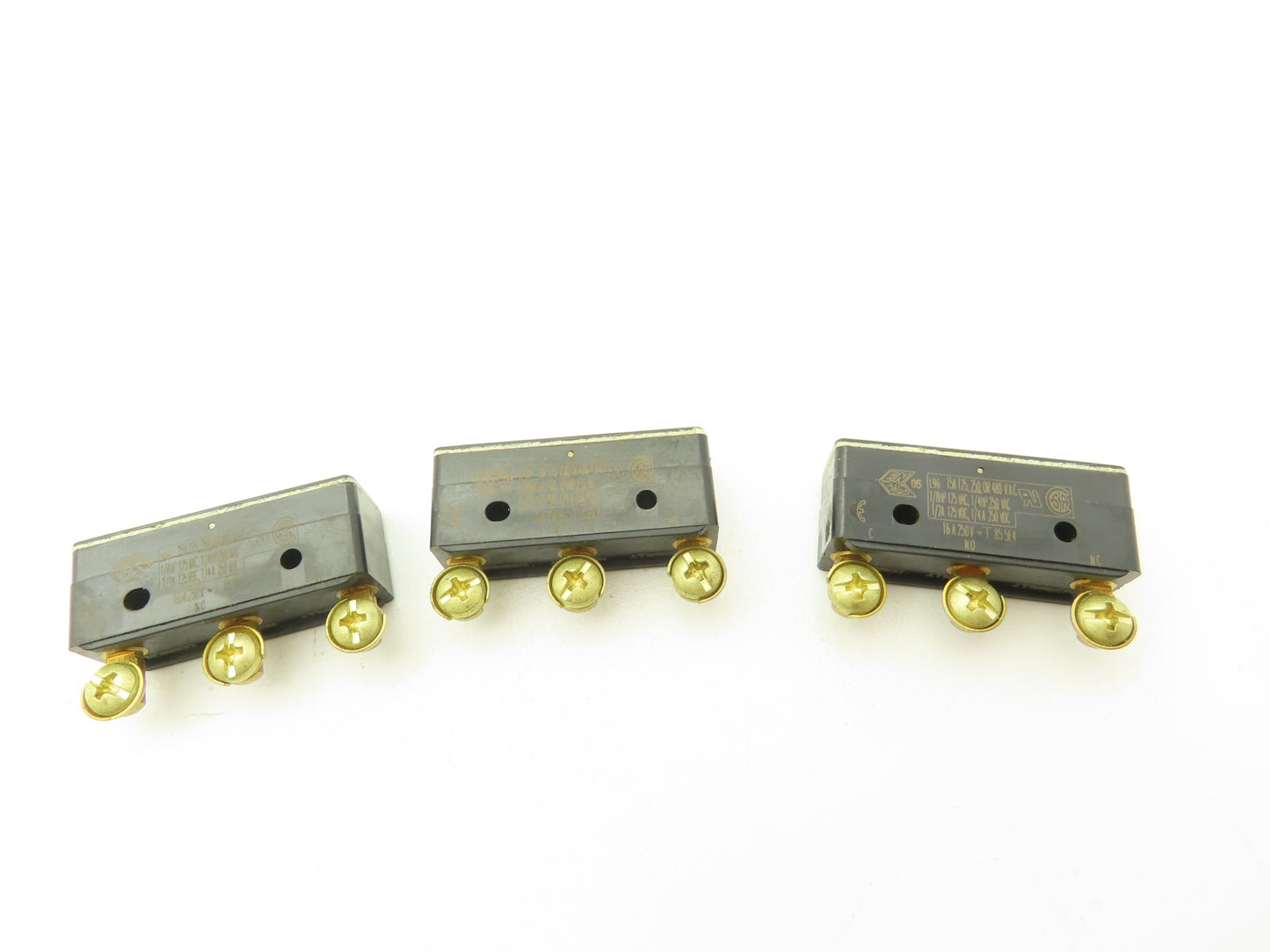 Honeywell BZ-2R5551-P4 Micro Switch Pin Plunger 15A 125/250/480VAC Lot of 3