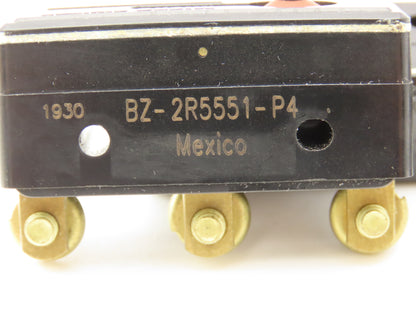 Honeywell BZ-2R5551-P4 Micro Switch Pin Plunger 15A 125/250/480VAC Lot of 3
