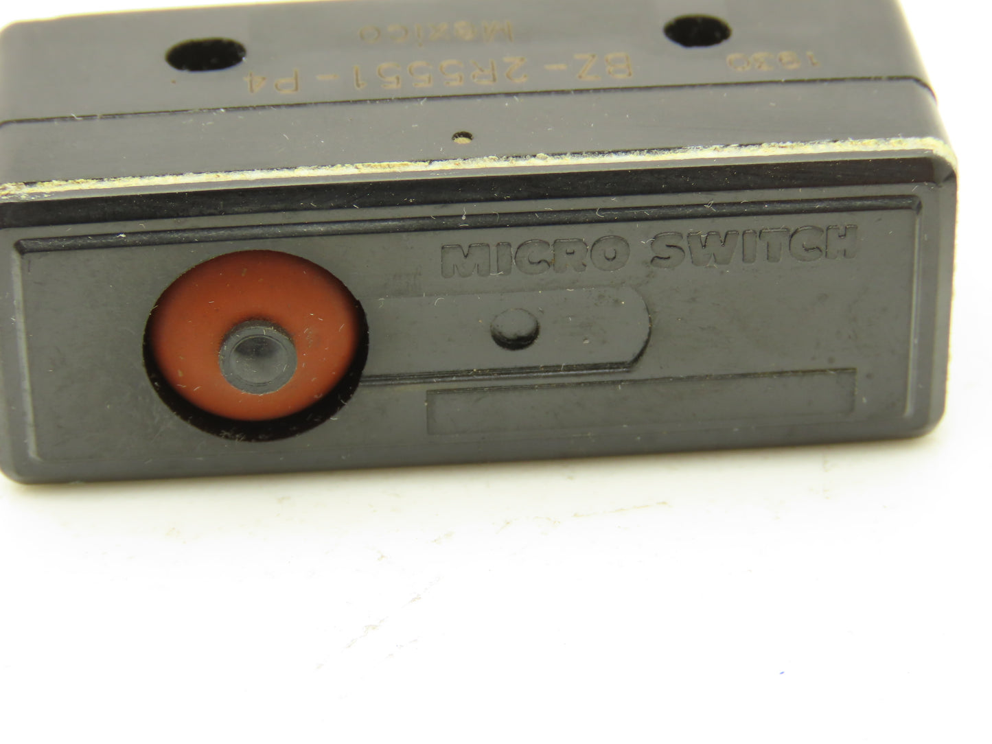 Honeywell BZ-2R5551-P4 Micro Switch Pin Plunger 15A 125/250/480VAC Lot of 3