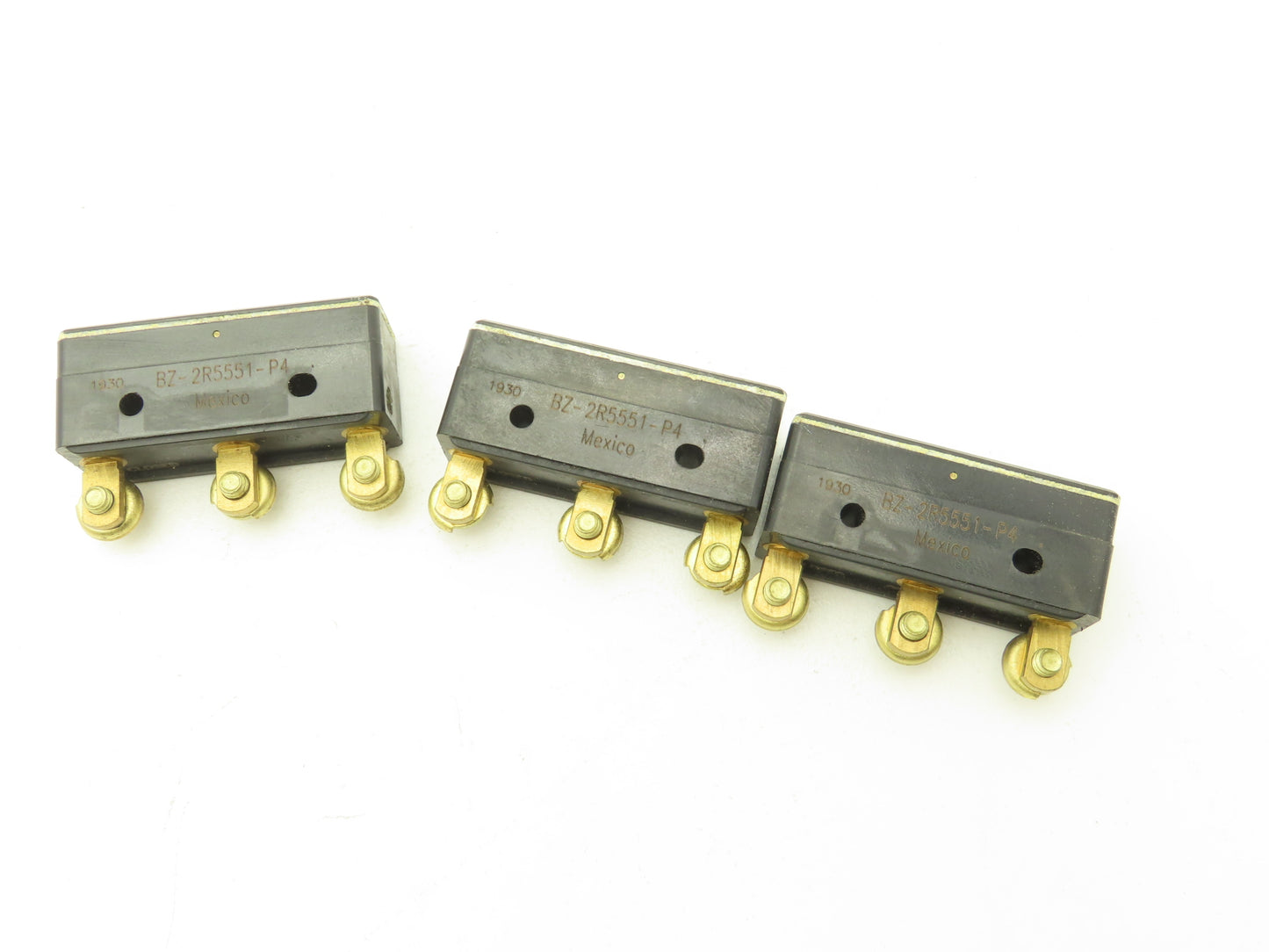 Honeywell BZ-2R5551-P4 Micro Switch Pin Plunger 15A 125/250/480VAC Lot of 3