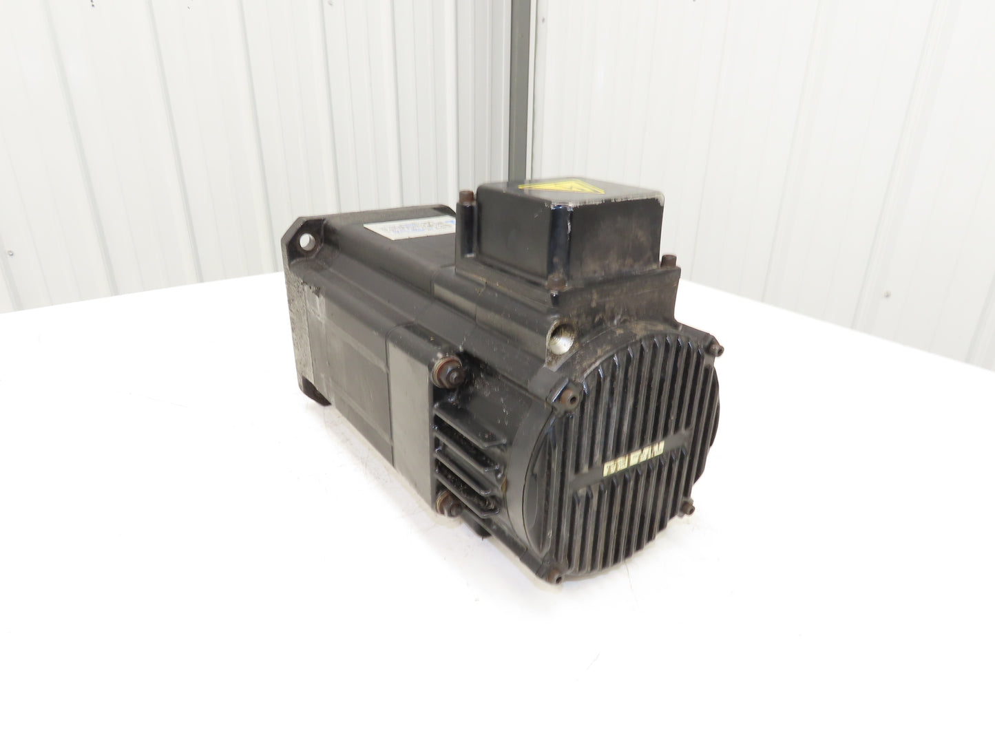 Okuma BL-MH201E-12S Servo Motor 2.4KW 6P 1200RPM 163V 3PH Encoder ER-FC-2048D