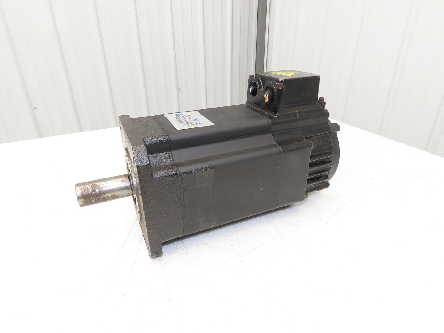 Okuma BL-MH201E-12S Servo Motor 2.4KW 6P 1200RPM 163V 3PH Encoder ER-FC-2048D