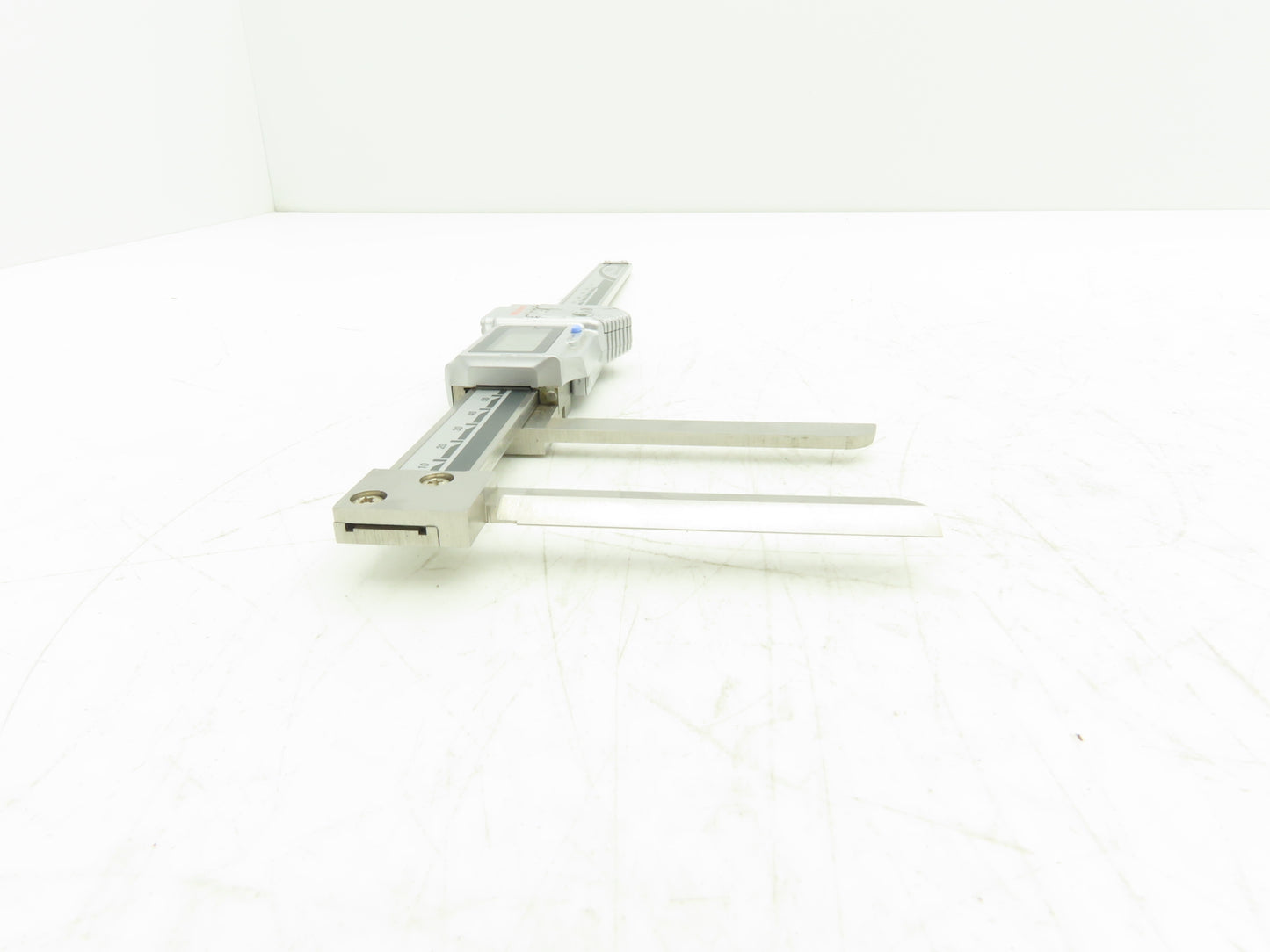 Mitutoyo NTD14-20PMX Knife Edge Inside Caliper 10-200mm 0.01mm Metric Digital