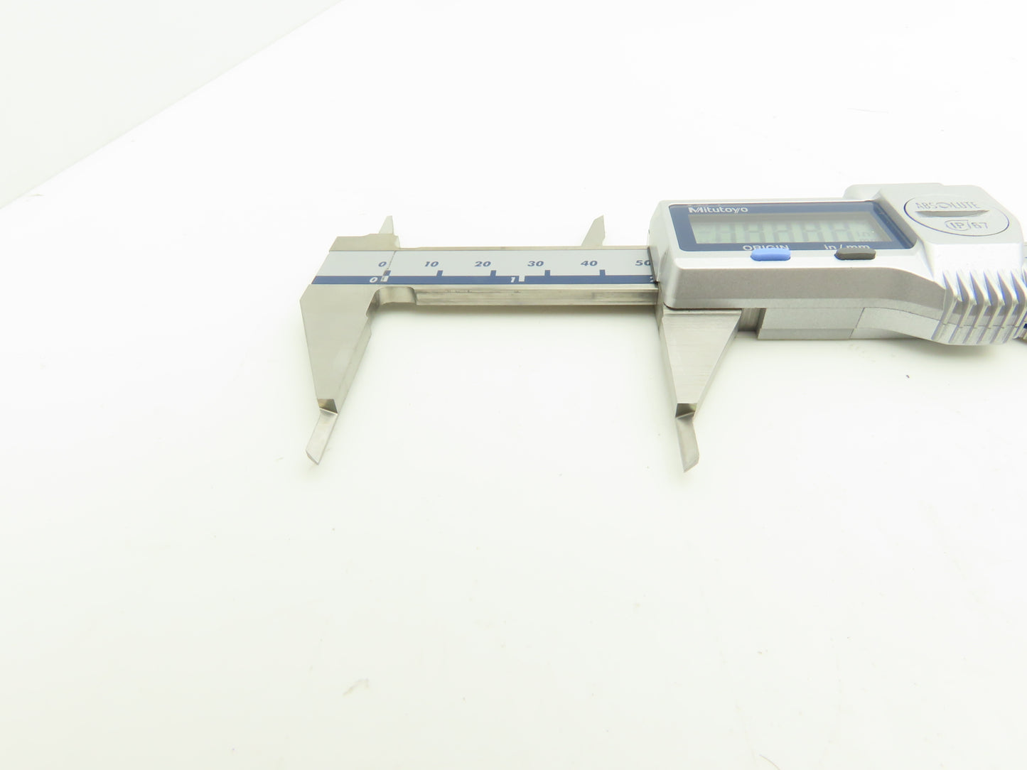 Mitutoyo 573-725-20 Digimatic Point Tip Caliper 0-6" 150mm .0005" NTD12P-P6"M