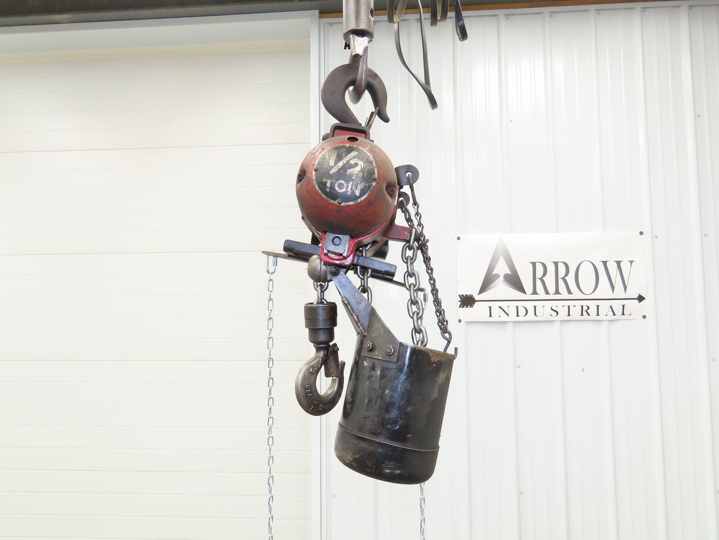 Aro R 1/4 Ton 500lb Pneumatic Air Chain Hoist 20' Lift Travel 15' Pull Chain