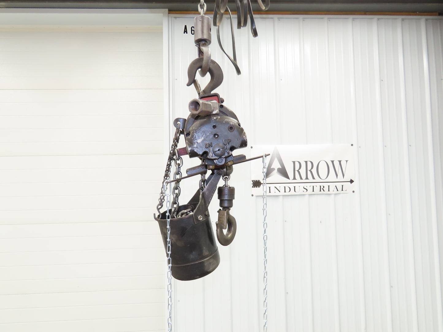 Aro R 1/4 Ton 500lb Pneumatic Air Chain Hoist 20' Lift Travel 15' Pull Chain