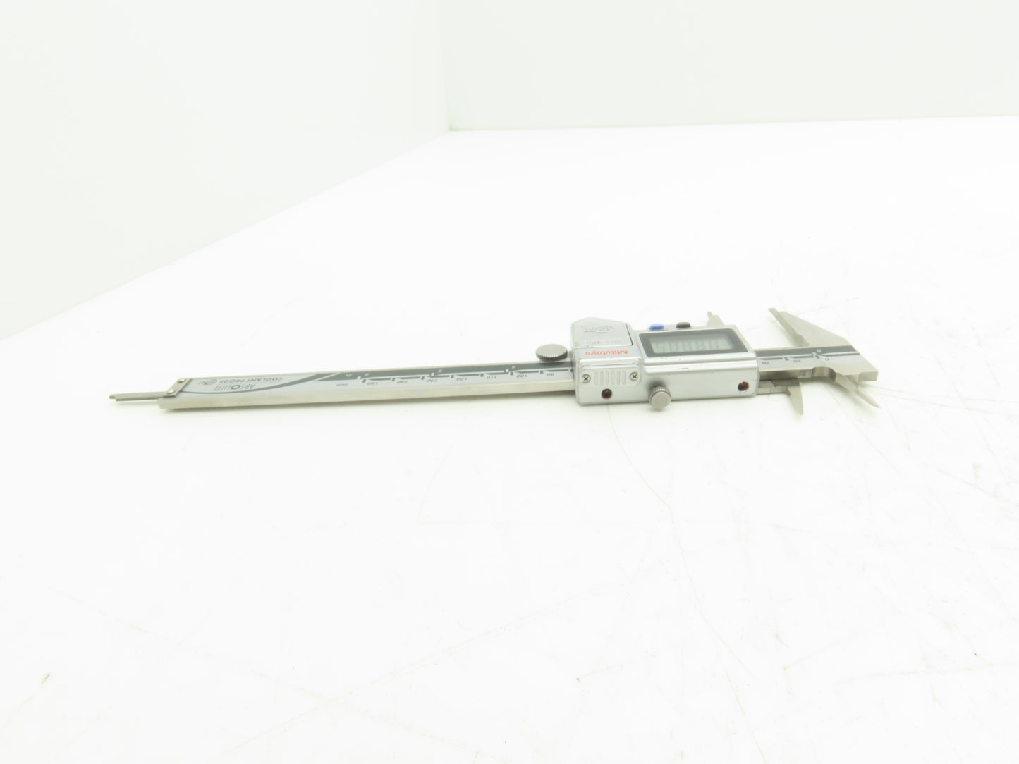 Mitutoyo 573-725 Digimatic Point Tip Caliper 0-6" 150mm .0005" NTD12P-6"PMX