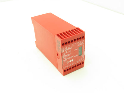 Allen Bradley 440R-S07140A Guardmaster Minotaur Stop Motion Detection 110/230VAC