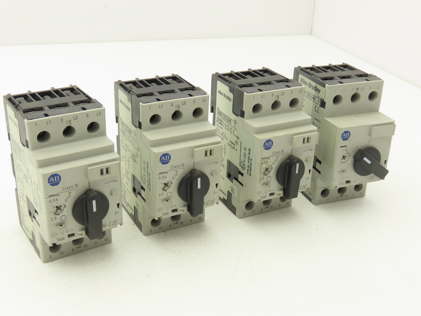 Allen Bradley 140M-C2E-B40 Circuit Breaker Motor Protection 2.5-4A Lot of 4