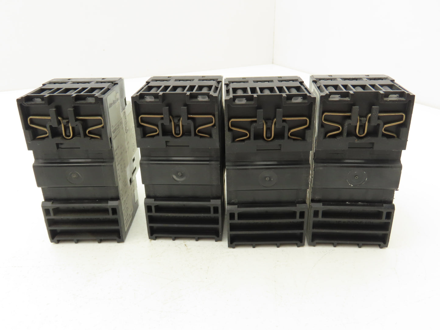 Allen Bradley 140M-C2E-B63 Circuit Breaker Motor Protection 4-6.3A Lot of 4