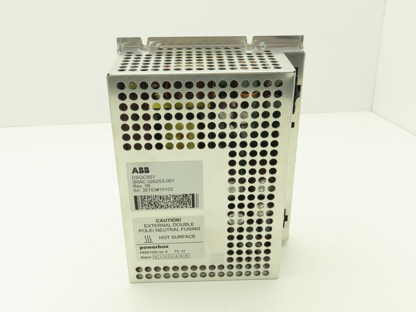 ABB 3HAC 026253-001 Revision 06 DSQC661 Powerbox Power Supply