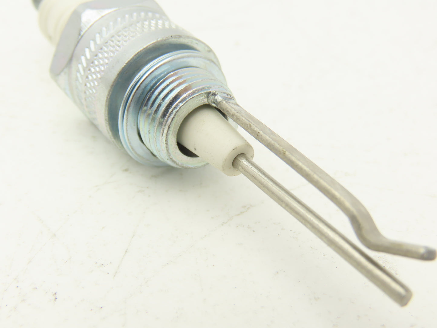 Aubum AUE5-1-3 Igniter 1/2" NPT-14 Hex Nut Nickel Electrode .12" Dia x 1-1/8" L