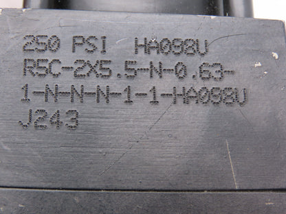 Vickers R5C2X5.5N0.631NNN11HA098UJ243 Hydraulic Cylinder 2" Bore 5.5" Stroke