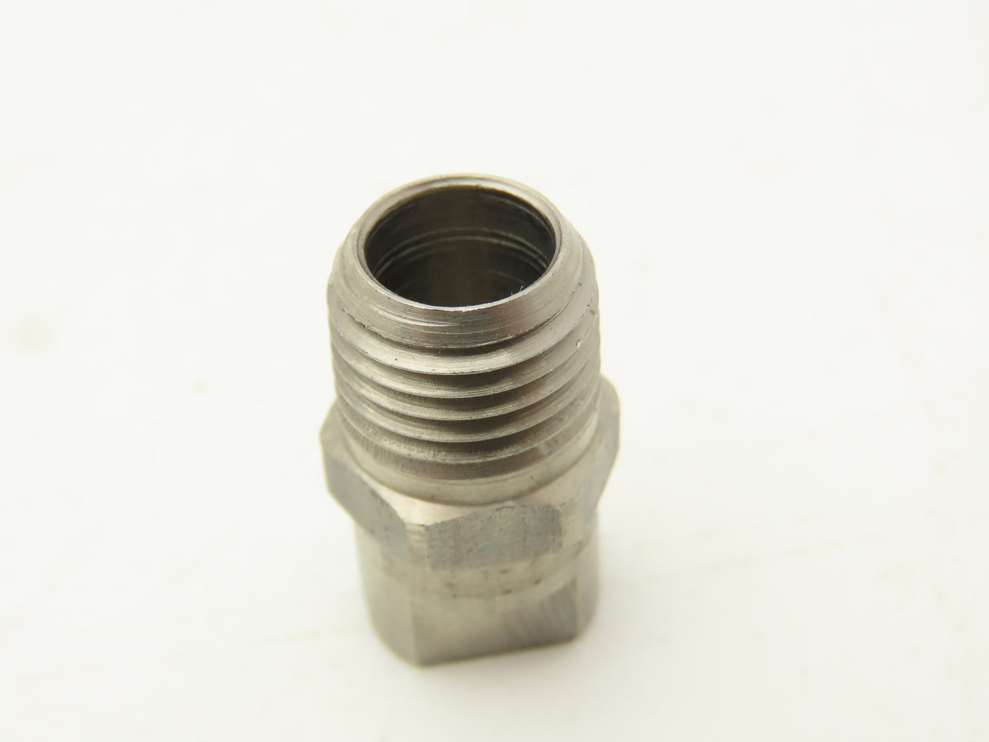 Spraying Systems H1/4U-SS8070 Veejet Stainless Spray Nozzle 1/4" NPT Lot of 10