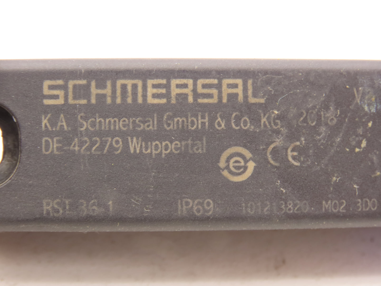Schmersal RST 36-1 Magnetic Safety Sensor 101213820