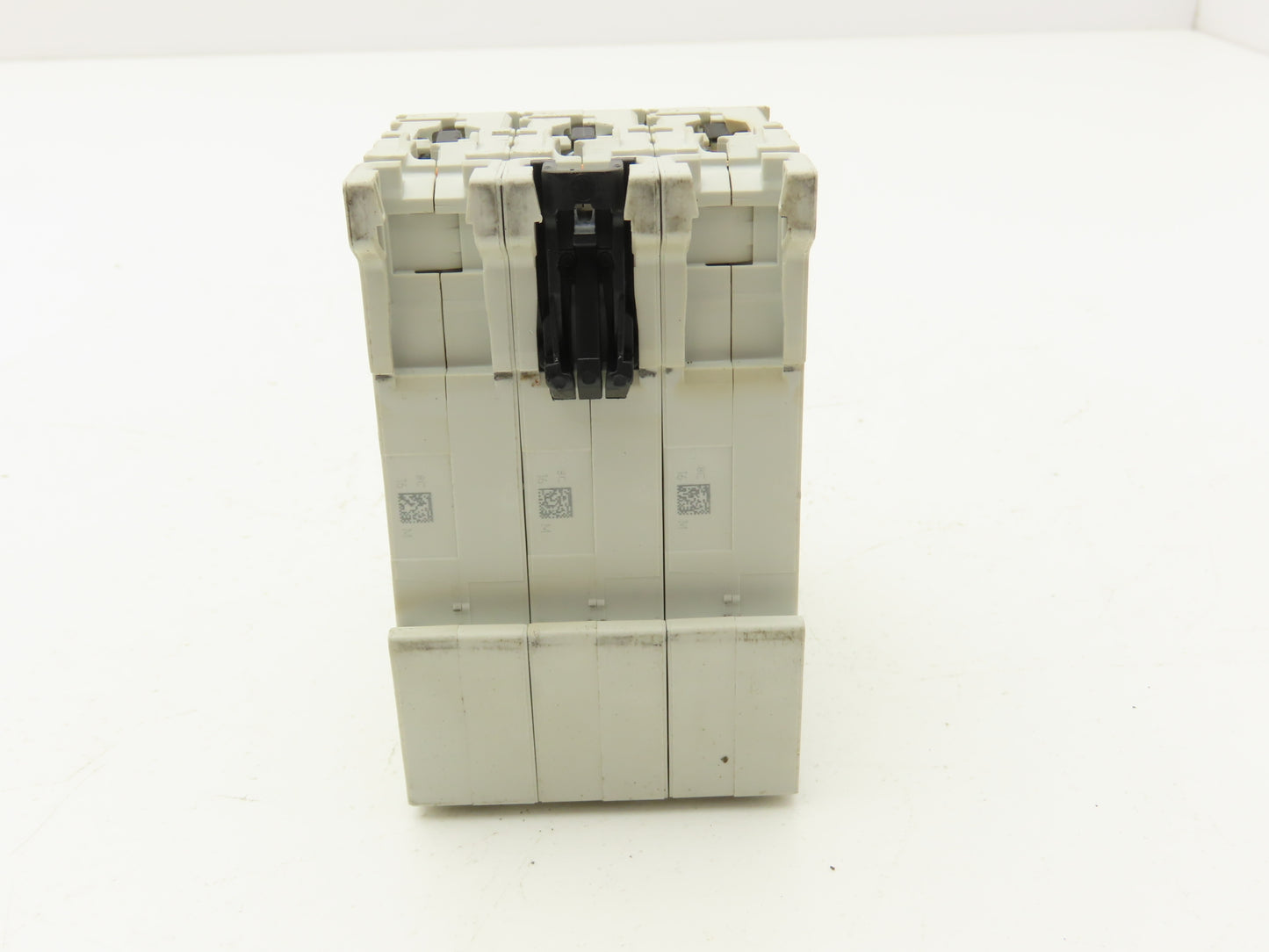 Allen Bradley 1492-SPM3C160 Circuit Breaker 16A 3 Pole 480 VAC Ser D