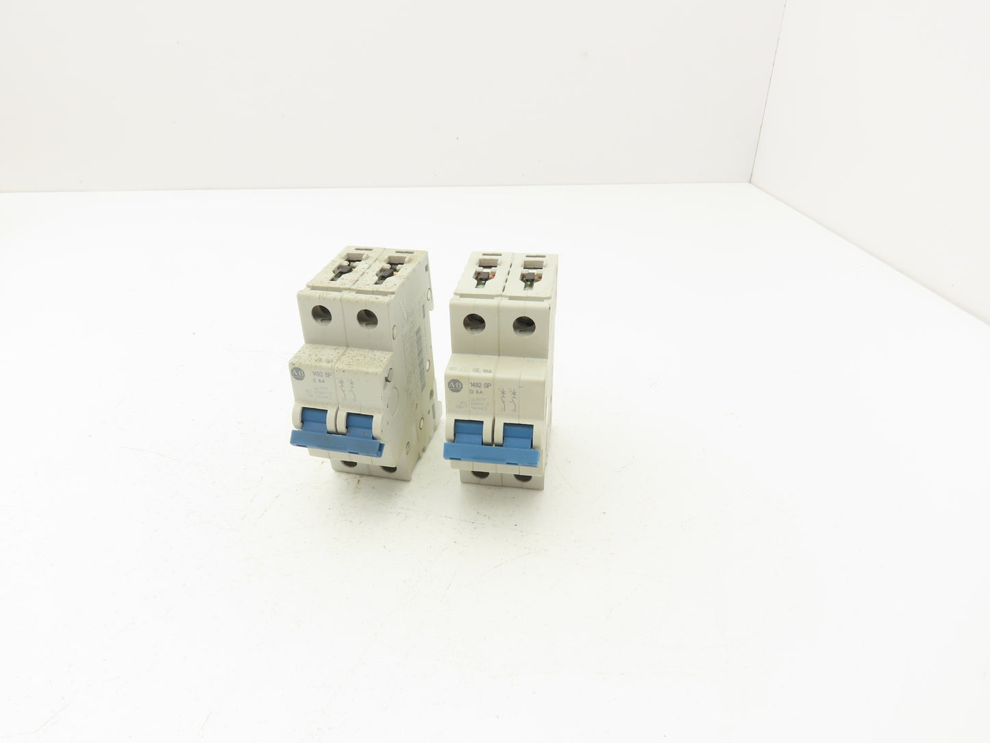 Allen Bradley 1492-SPM2D060 Circuit Breaker 6A 2 Pole 480 VAC Ser D Lot of 2