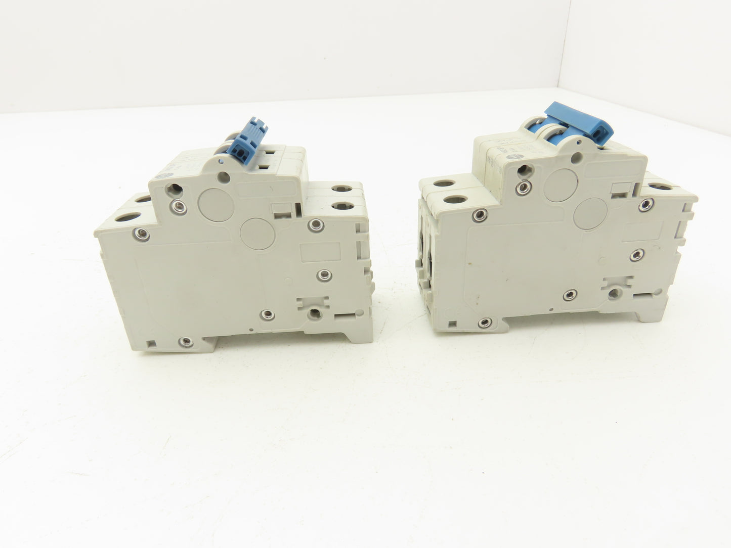 Allen Bradley 1492-SPM2D060 Circuit Breaker 6A 2 Pole 480 VAC Ser D Lot of 2