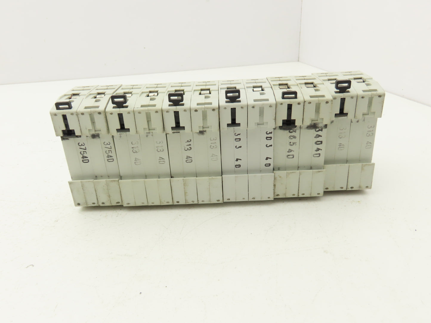 Allen Bradley 1492-SP2D040 Mini Circuit Breaker 4A 2-Pole 480V Ser C Lot of 6