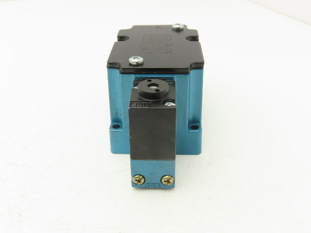 Mac 6311D-000-PM-111DA 6300 Series Pneumatic Solenoid Valve 120VAC 6.8W 150 PSI