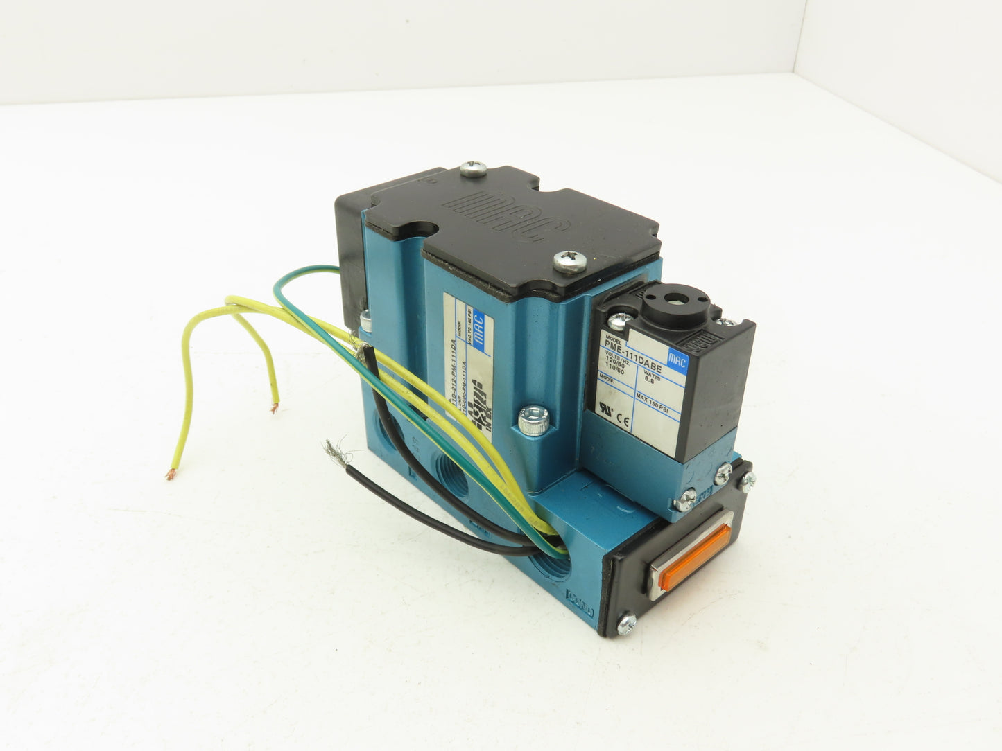 MAC 6311D-212-PM-111DA Pneumatic Solenoid Valve 120VAC 3/8"NPT W/Manifold 150PSI