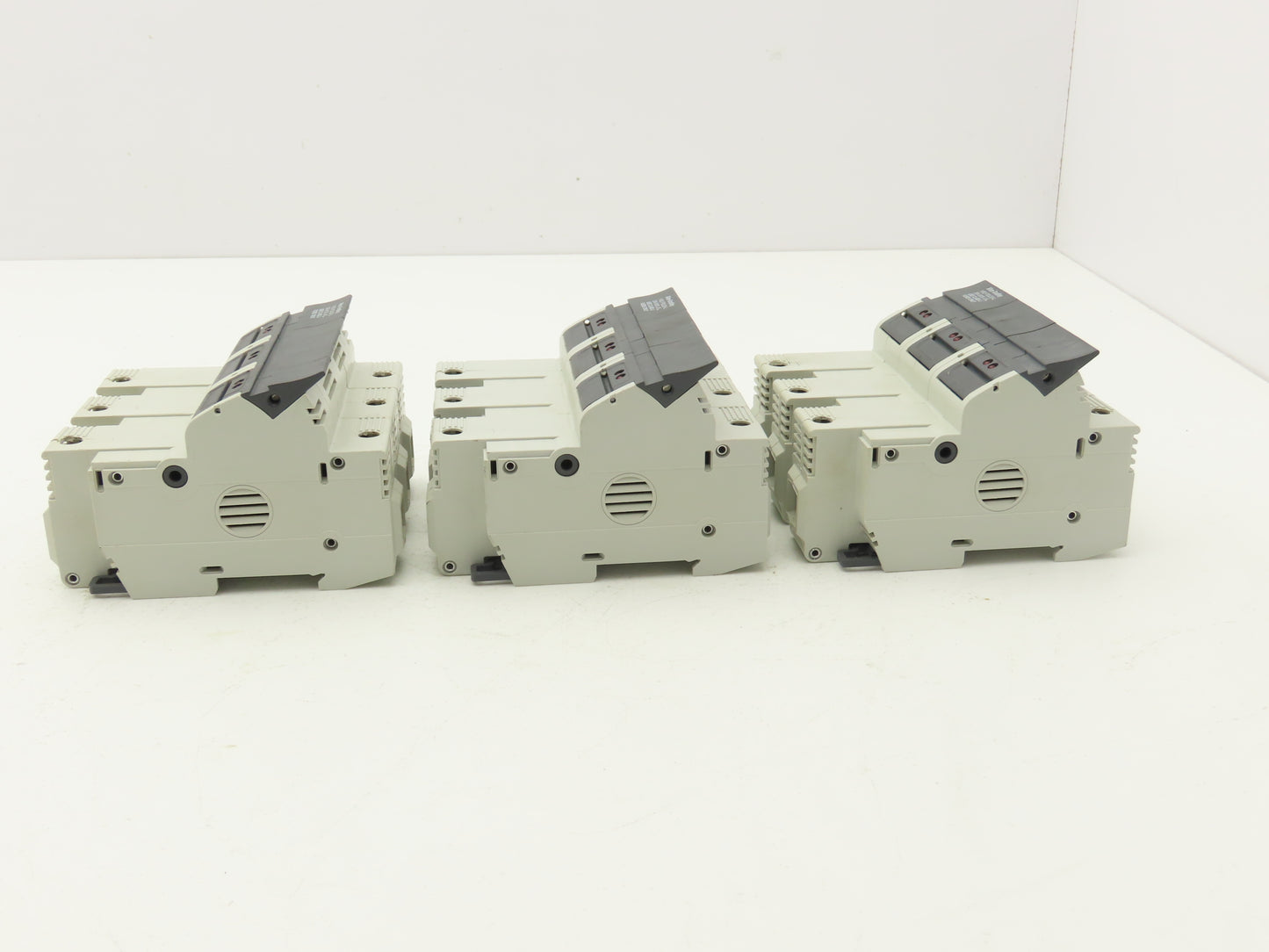 Allen Bradley 1492-FB3J30-L Fuse Holder 30A 600V 3 Pole Class J Ser B Lot of 3