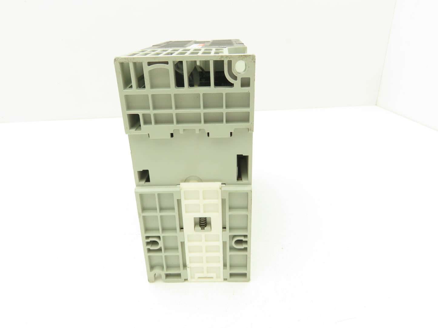 Allen Bradley 25B-D2P3N104 PowerFlex 525 VFD AC Drive 1Hp 480V 3Ph FRN 5.001