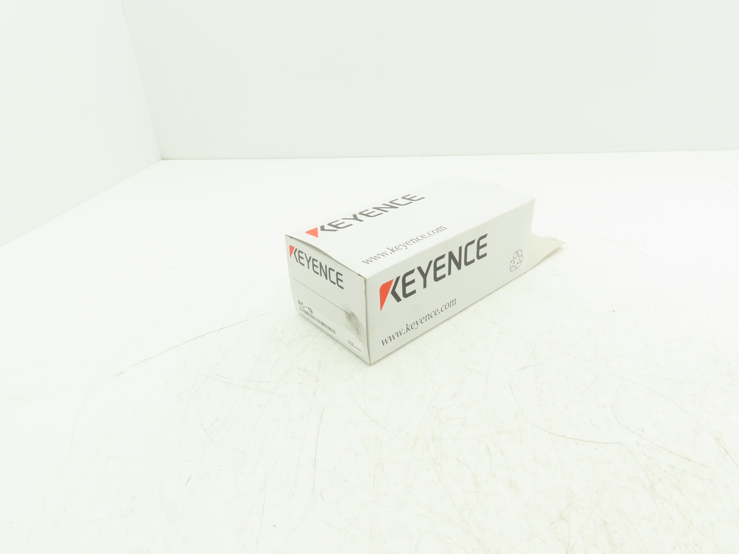 Keyence RC-19 Digital Preset Counter 4-Digit LED 12-24VDC