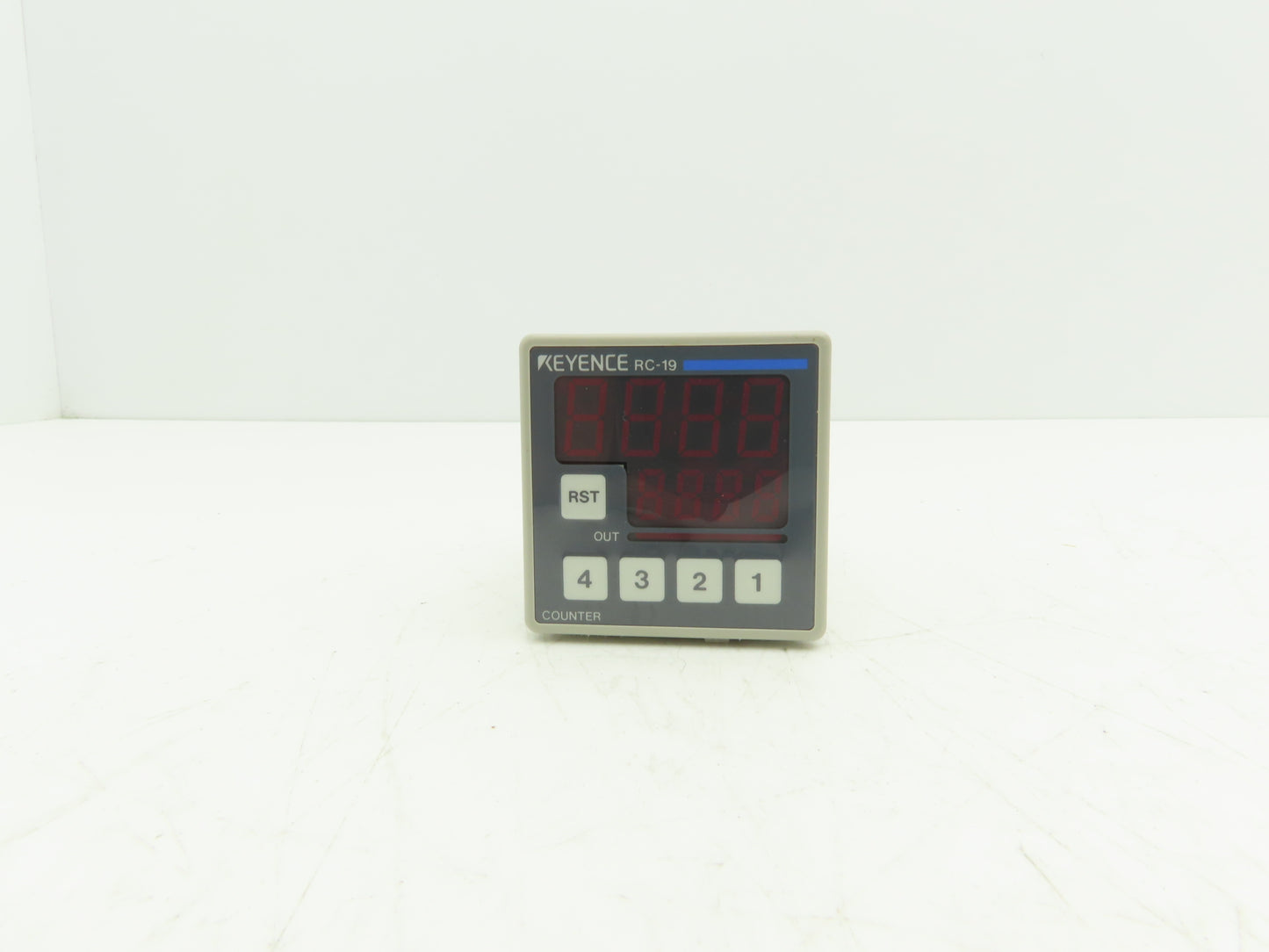 Keyence RC-19 Digital Preset Counter 4-Digit LED 12-24VDC