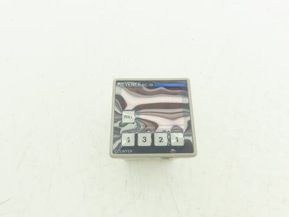 Keyence RC-19 Digital Preset Counter 4-Digit LED 12-24VDC