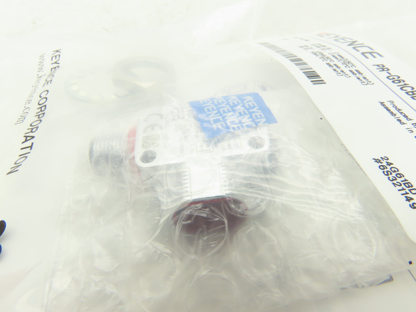 Keyence PR-G61CBD Photoelectric Sensor Retro-reflective M12 10-30VDC